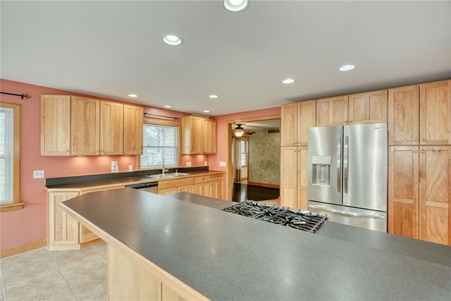 924 Ridge Road, Ontario, NY 14519