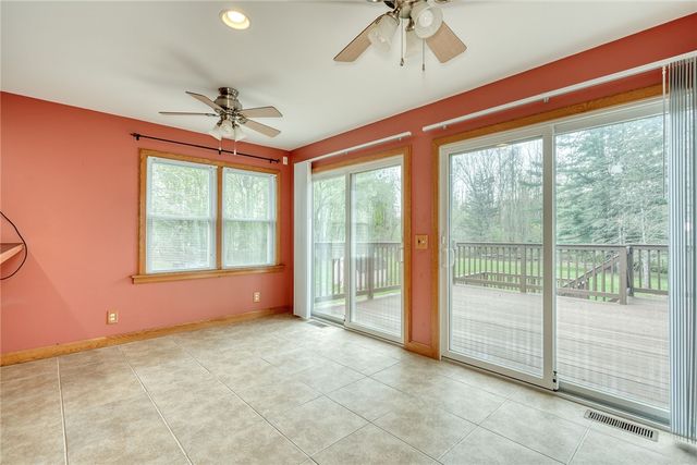 924 Ridge Road, Ontario, NY 14519