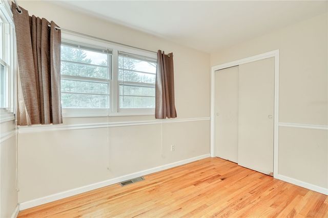 924 Ridge Road, Ontario, NY 14519