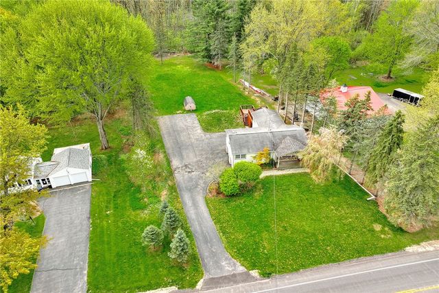 924 Ridge Road, Ontario, NY 14519