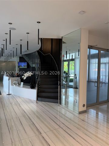 10300 NW 66th St, Doral, FL 33178