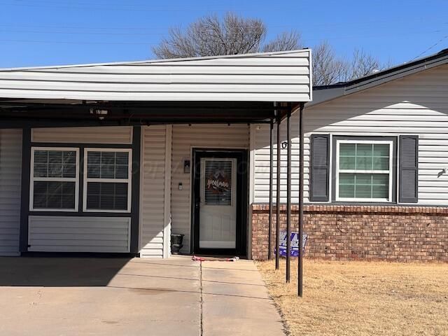703 Steele Drive, Spearman, TX 79081