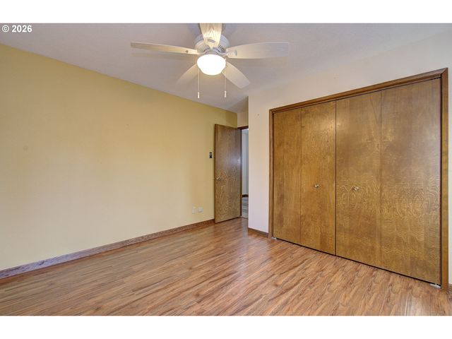 2363 40TH Ave, Longview, WA 98632