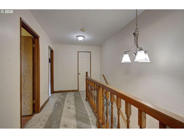 2363 40TH Ave, Longview, WA 98632