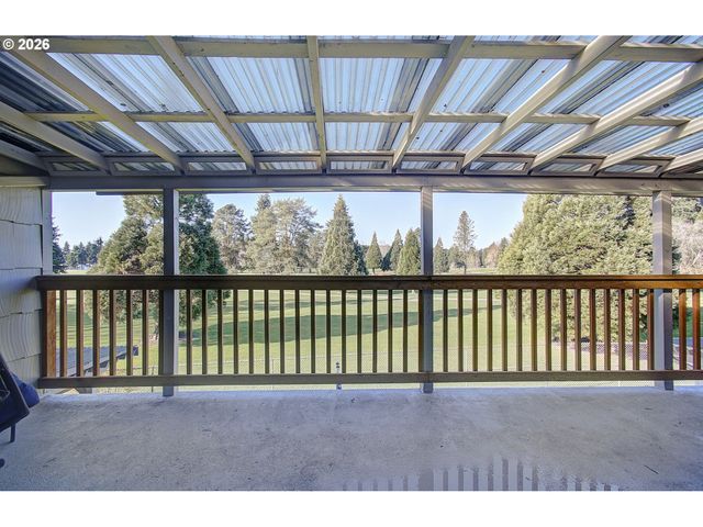 2363 40TH Ave, Longview, WA 98632