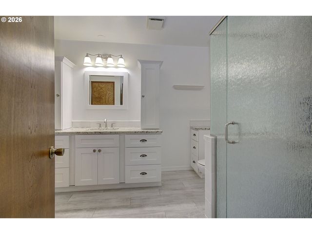 2363 40TH Ave, Longview, WA 98632