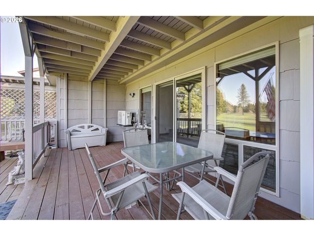 2363 40TH Ave, Longview, WA 98632