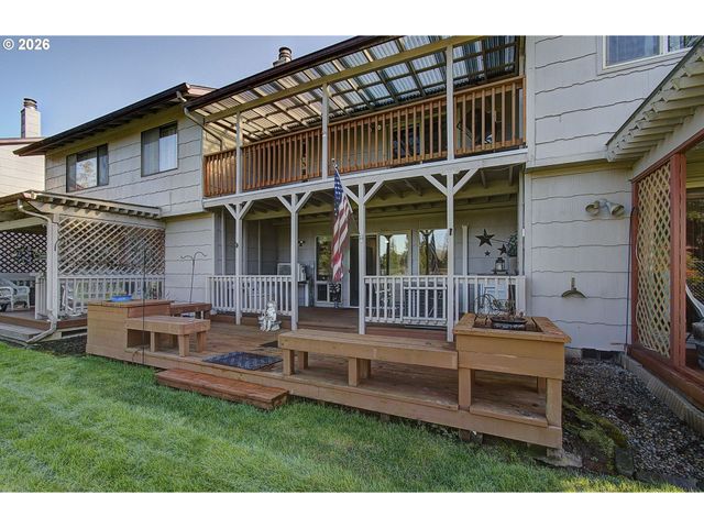 2363 40TH Ave, Longview, WA 98632