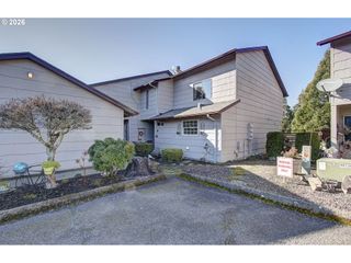 2363 40TH Ave, Longview, WA 98632