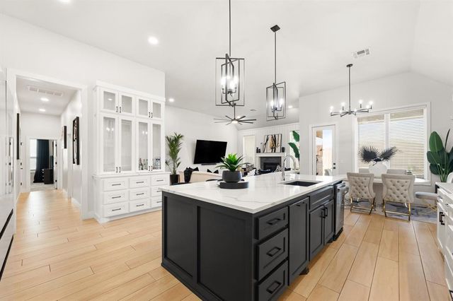 15801 Capri Lane, Edmond, OK 73013