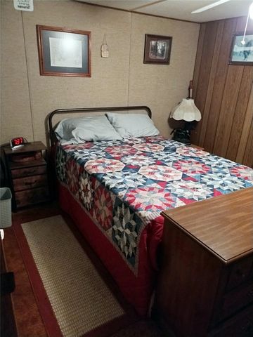 305 6th Street, Flippin, AR 72634