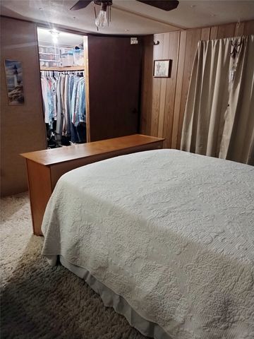 305 6th Street, Flippin, AR 72634