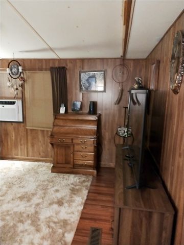 305 6th Street, Flippin, AR 72634