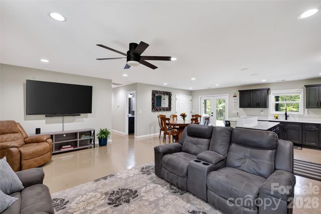 4807 Stratford Lane 26, Denver, NC 28037