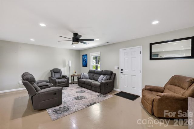 4807 Stratford Lane 26, Denver, NC 28037
