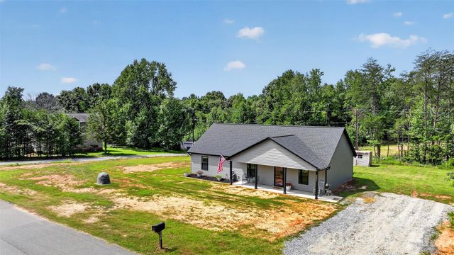 4807 Stratford Lane 26, Denver, NC 28037