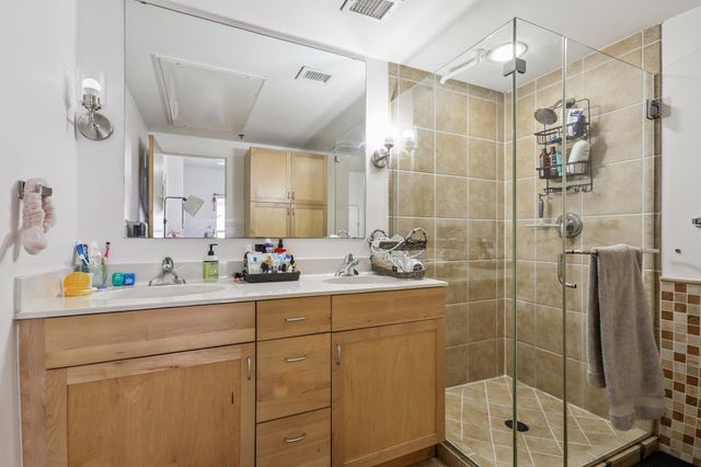 711 W 26th ST 704, Austin, TX 78705