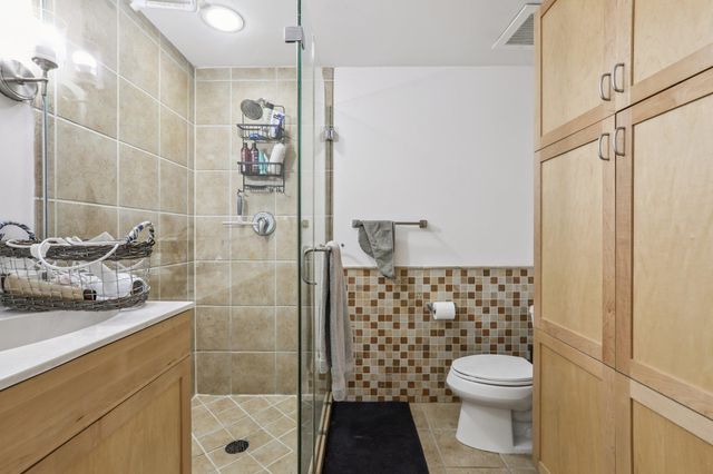 711 W 26th ST 704, Austin, TX 78705