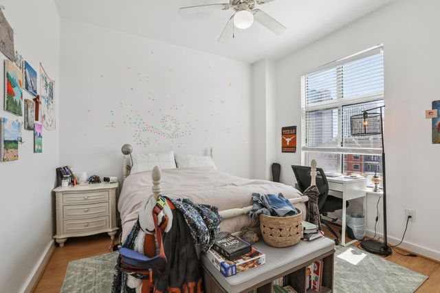 711 W 26th ST 704, Austin, TX 78705