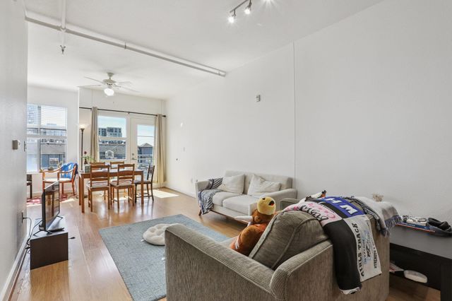 711 W 26th ST 704, Austin, TX 78705