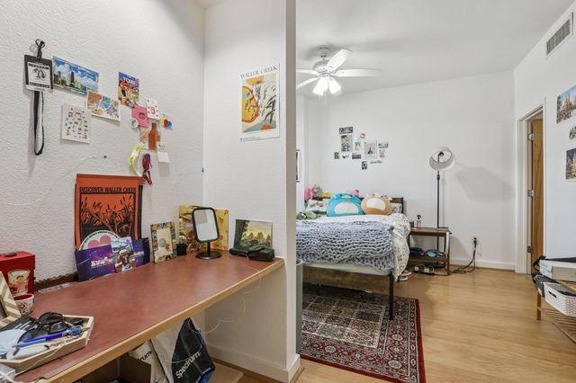 711 W 26th ST 704, Austin, TX 78705