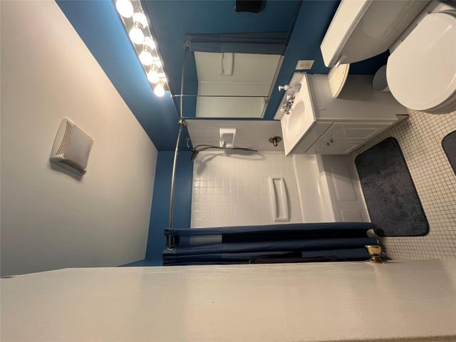 27 Sycamore Drive Bldg 2 A, Middletown, NY 10940