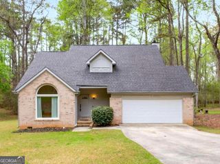7275 Oswego Trail, Riverdale, GA 30296
