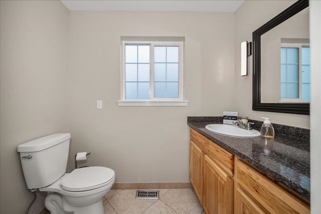 17201 E Galaxy Ln, Greenacres, WA 99016