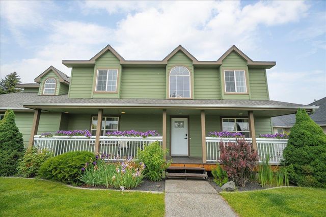 17201 E Galaxy Ln, Greenacres, WA 99016