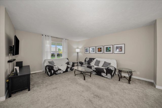 17201 E Galaxy Ln, Greenacres, WA 99016