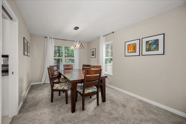17201 E Galaxy Ln, Greenacres, WA 99016