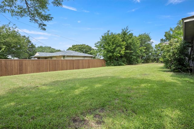 1516 E Peyton, Sherman, TX 75090