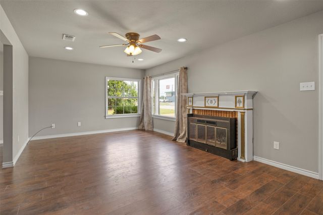1516 E Peyton, Sherman, TX 75090