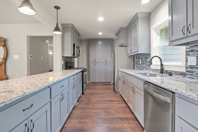 1516 E Peyton, Sherman, TX 75090