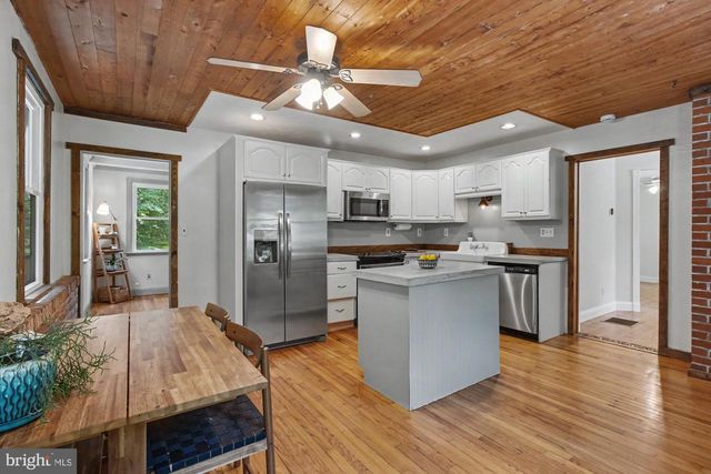3023 HARFORD RD, Hydes, MD 21082