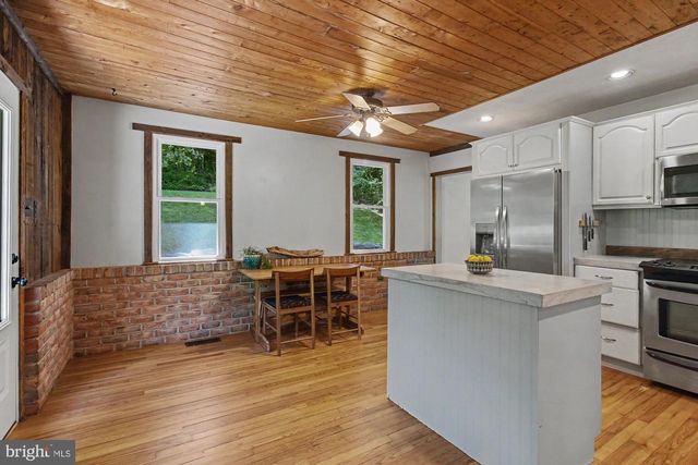 3023 HARFORD RD, Hydes, MD 21082