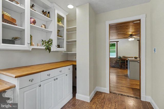 3023 HARFORD RD, Hydes, MD 21082