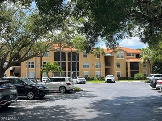 8635 River Homes Ln Apt 107, Bonita Springs, FL 34135