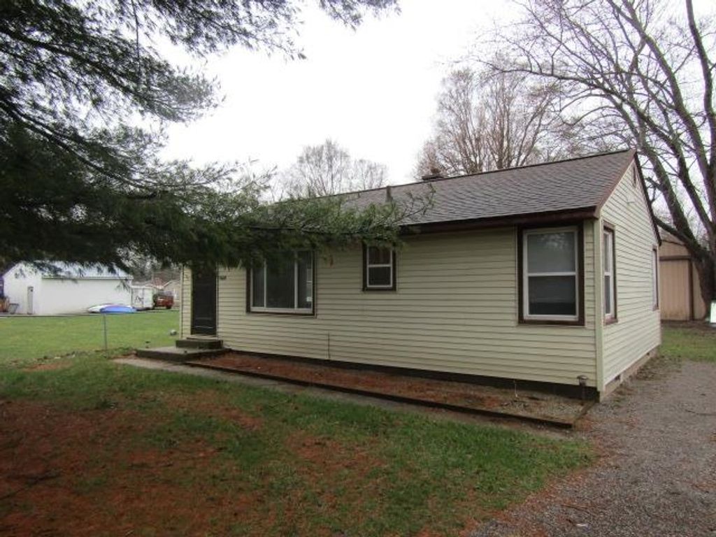 1628 Allendale Avenue, Caledonia Twp, MI 48867