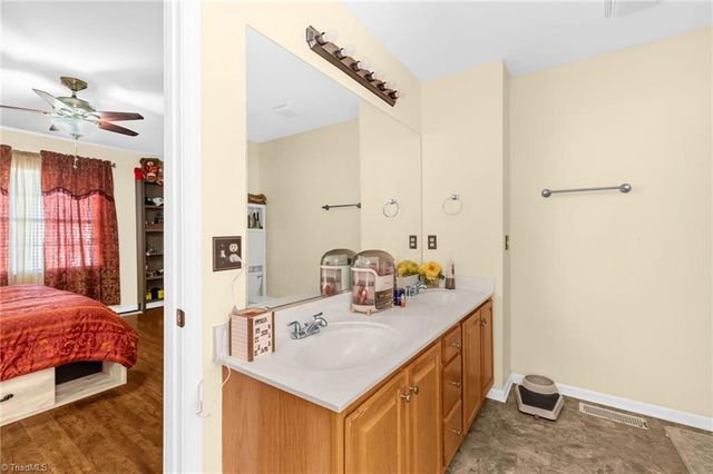 1513 Birkdale Court, High Point, NC 27265