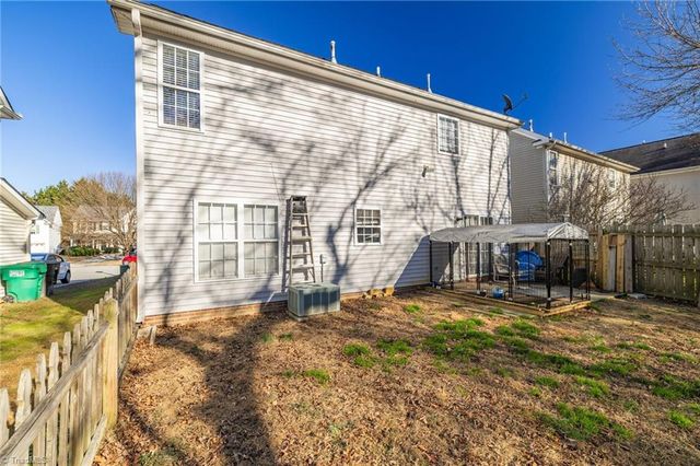 1513 Birkdale Court, High Point, NC 27265