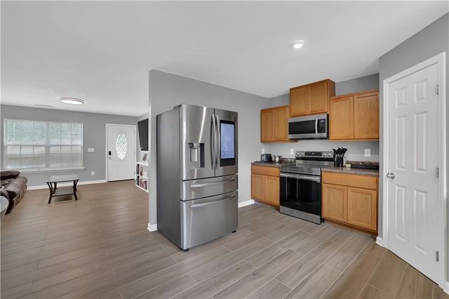 5706 Forest Place, Acworth, GA 30102