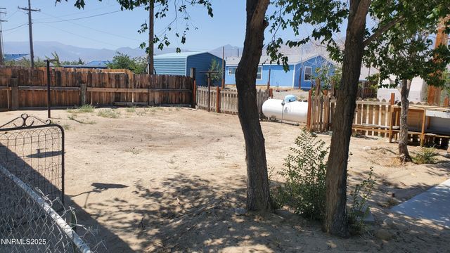 925 Arb Street, Hawthorne, NV 89415