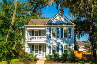2115 Kemmerlin Street, Johns Island, SC 29455
