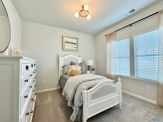 123 Fairchester Drive, Harvest, AL 35749
