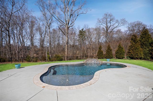 1021 Torrens Drive, Wesley Chapel, NC 28110