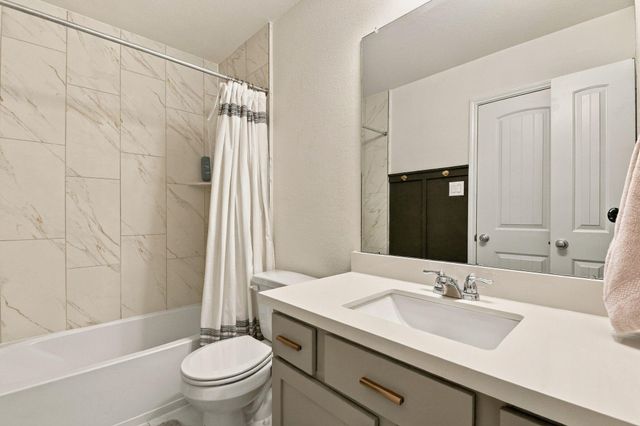 1853 Kenley Way, Alvin, TX 77511