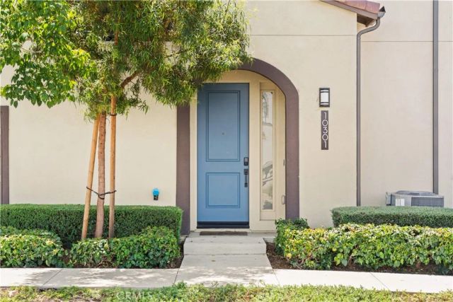 10301 Triple Crown Lane, Cypress, CA 90720