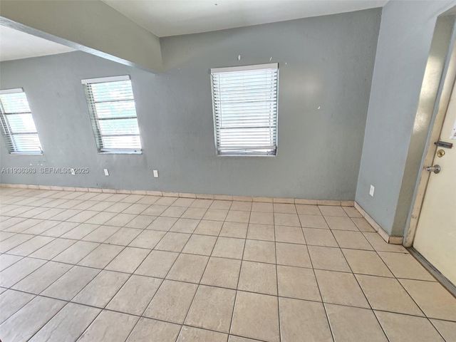 401 NW 33rd Ave, Miami, FL 33125