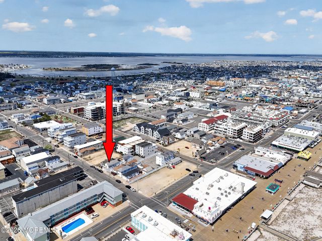 32 Franklin Avenue, Seaside Heights, NJ 08751